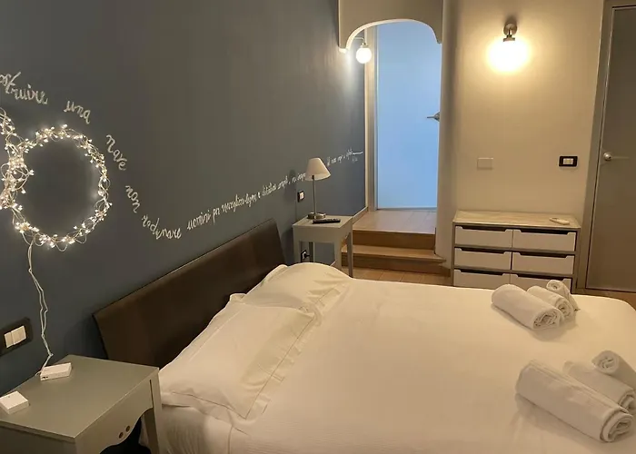 Elegante Matrimoniale Con Balcone A 500 Mt Dal Mare بيت ضيافة